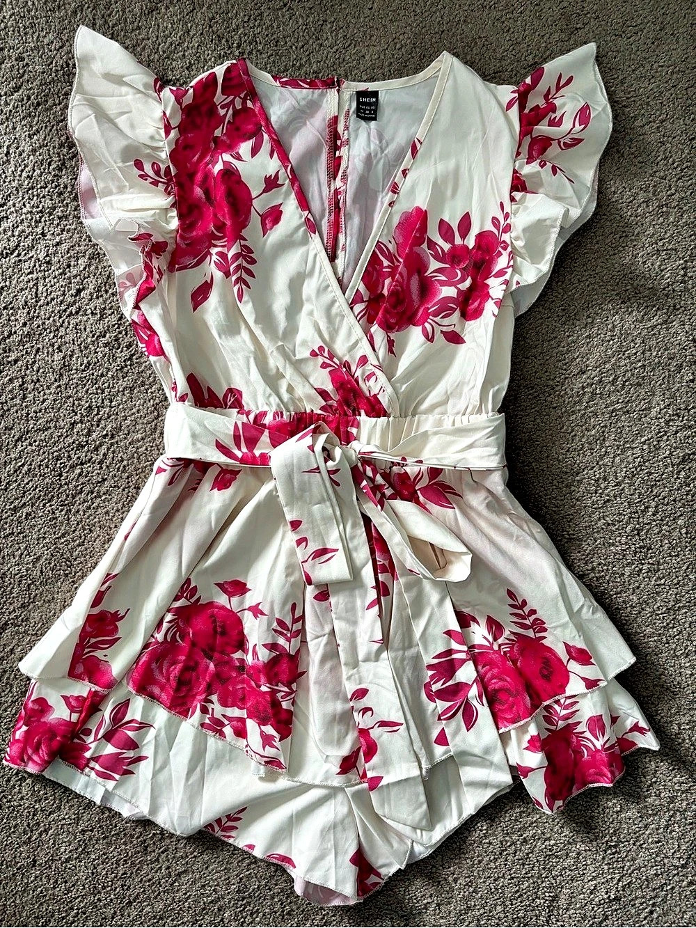 SHEIN Floral Romper White & Pink Size Medium
